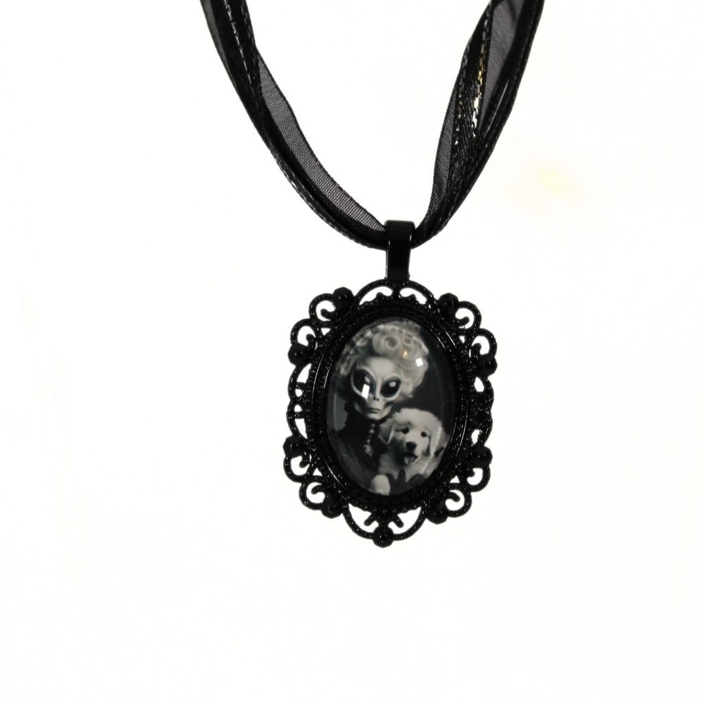 🔨 Alien Aristopaw Gothic Victorian Alien Woman & Pyrenees Puppy Earrings
